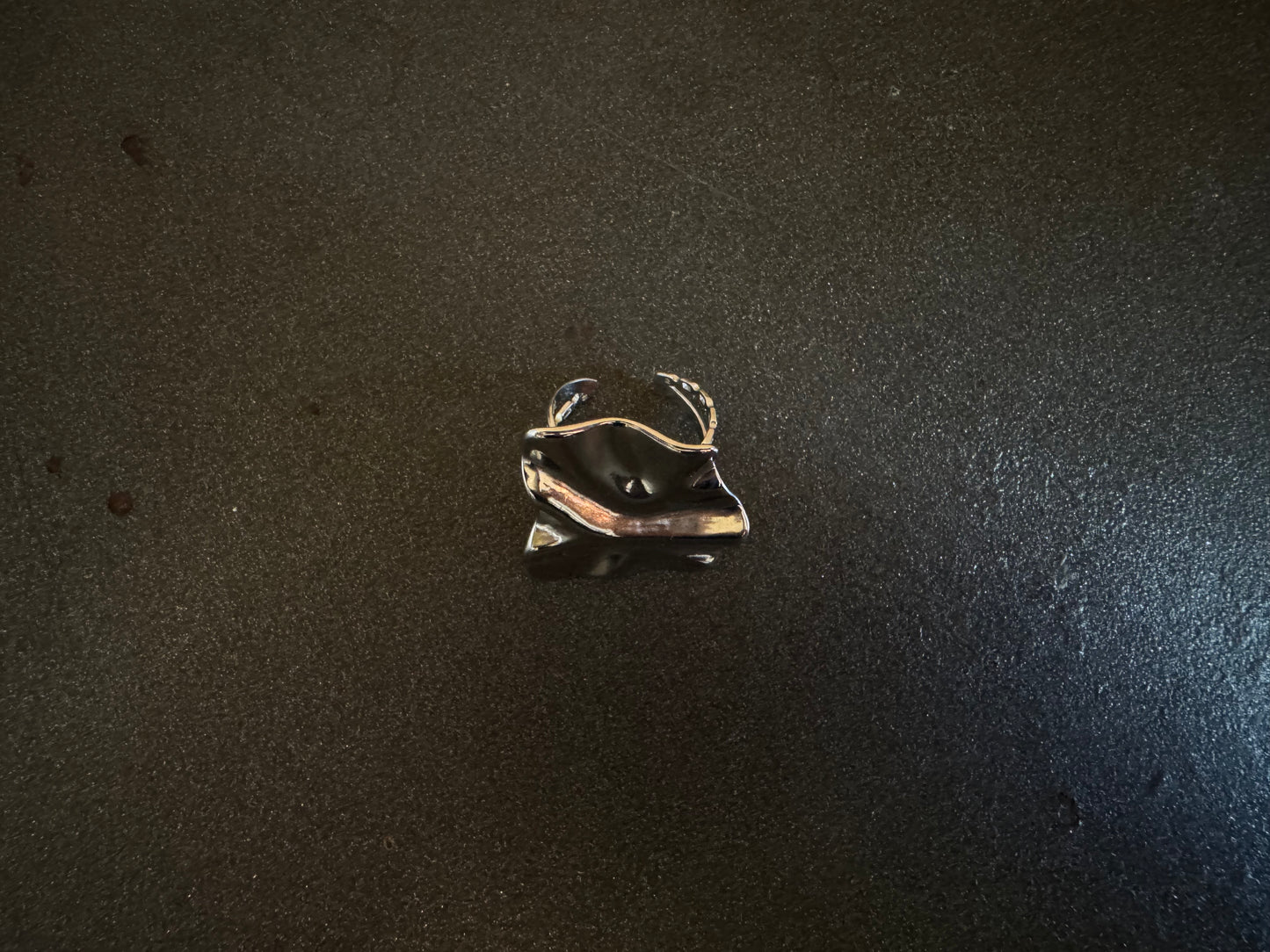 Metallic Ring