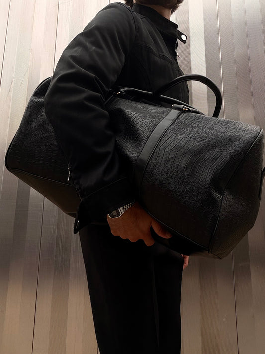 Minimal Croc-Textured Weekender Duffel